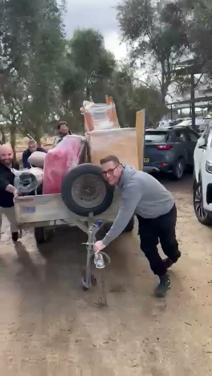 עשייה משותפת בחזית הבית